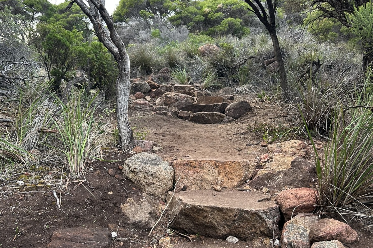 Rock steps at Smiths Point. Photo DBCA Rock steps at Smiths Point. Photo DBCA